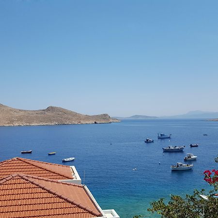 Atlantis Houses Chalki Town ภายนอก รูปภาพ