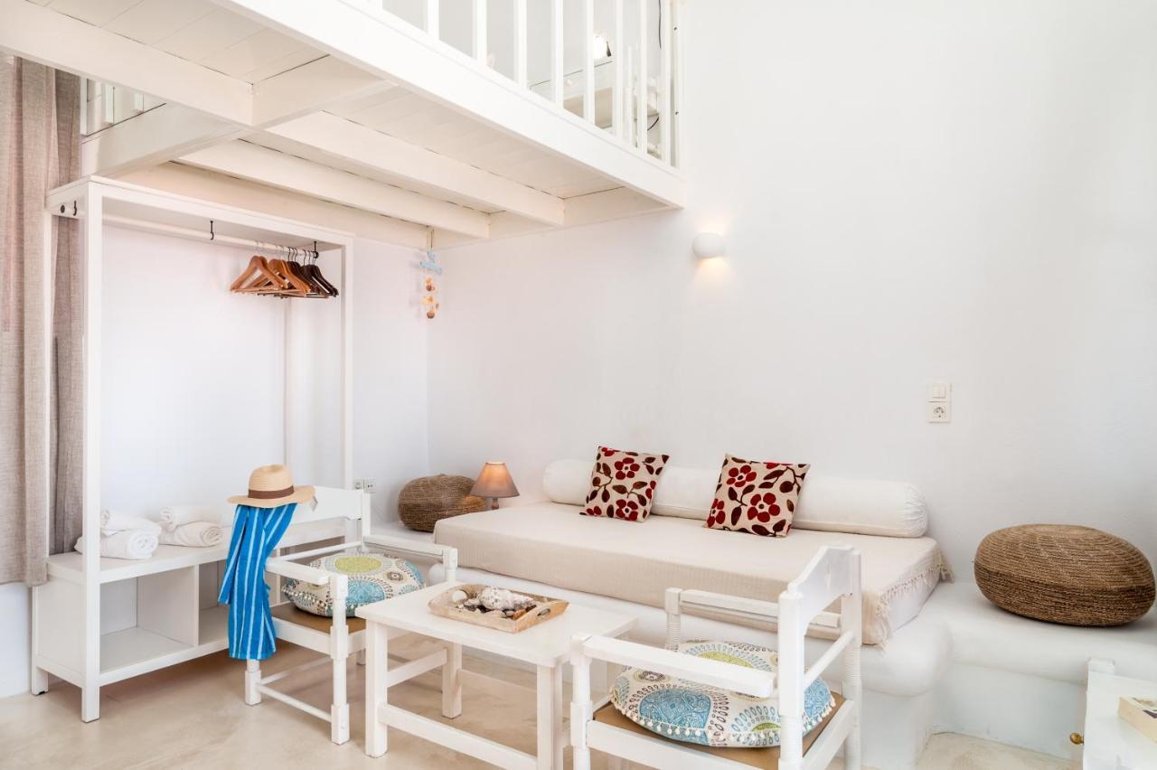 Atlantis Houses Chalki Town ภายนอก รูปภาพ
