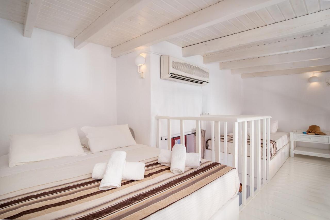 Atlantis Houses Chalki Town ภายนอก รูปภาพ