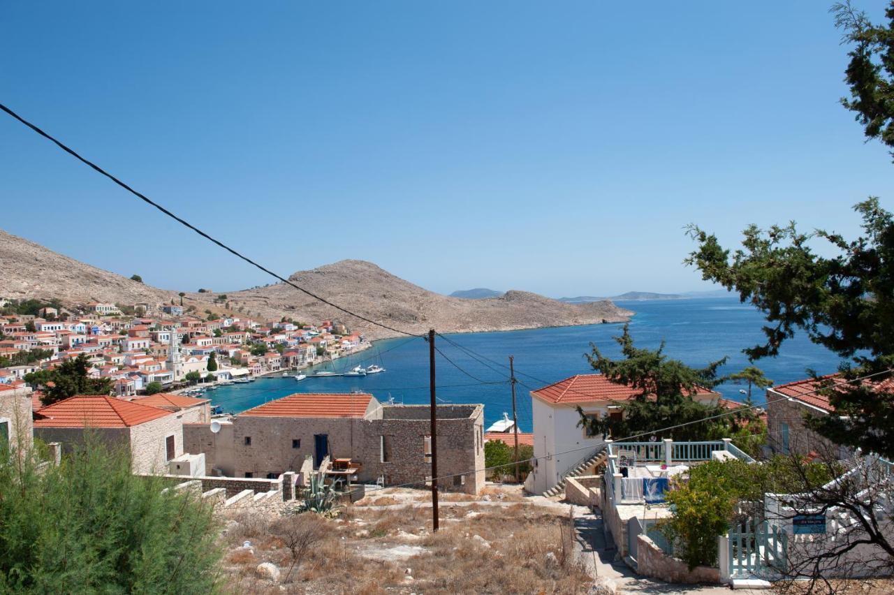 Atlantis Houses Chalki Town ภายนอก รูปภาพ