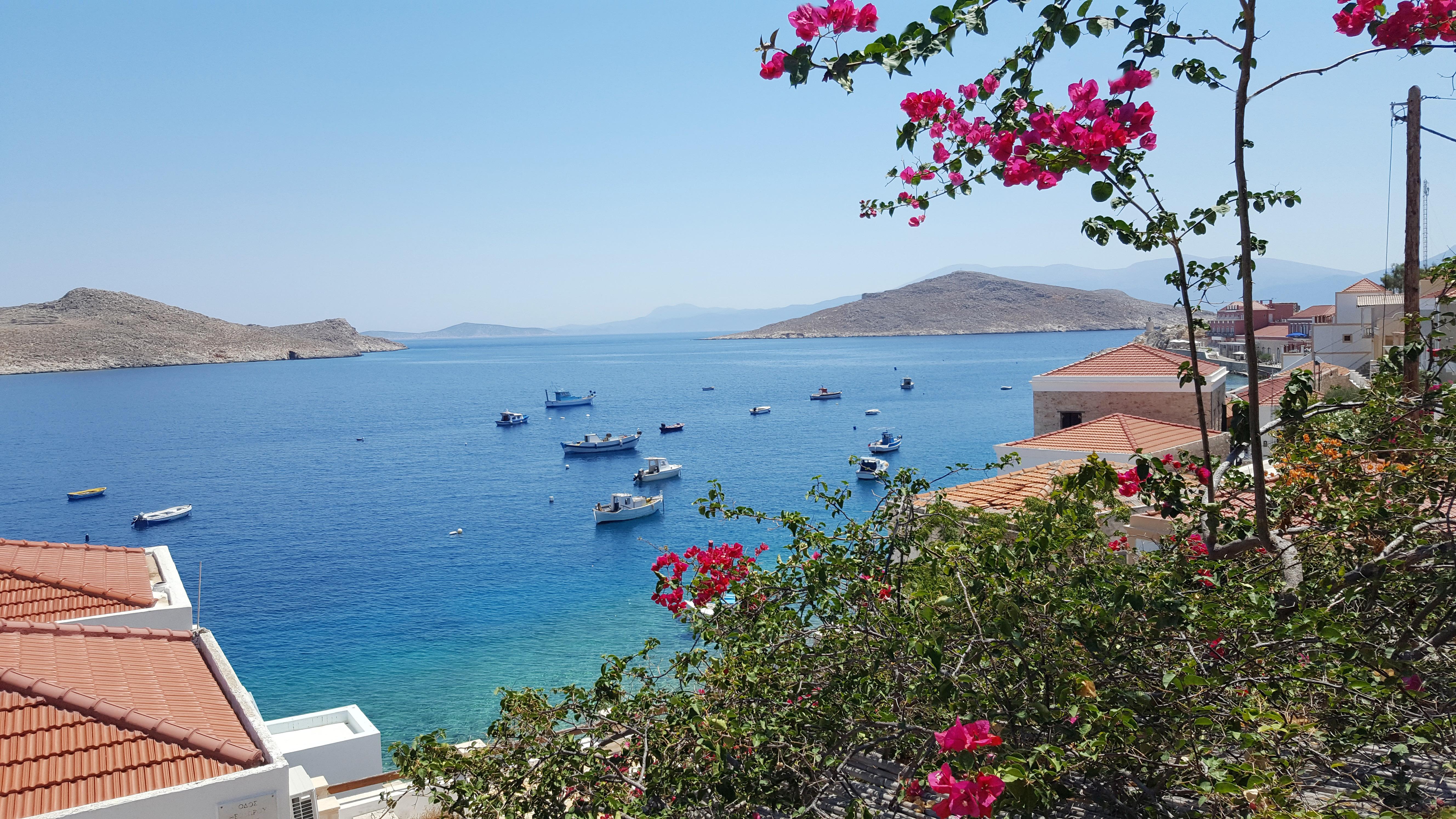 Atlantis Houses Chalki Town ภายนอก รูปภาพ