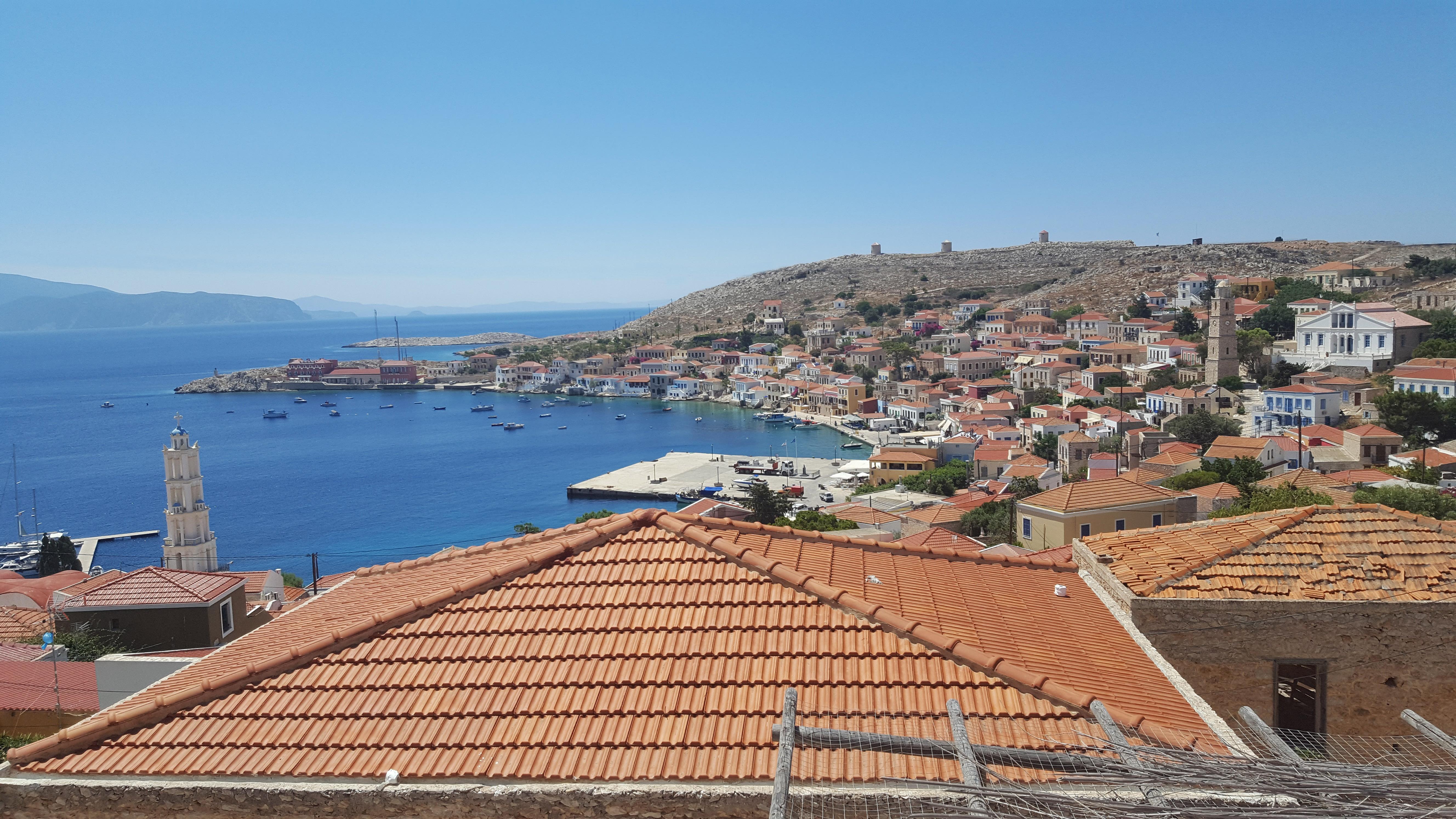 Atlantis Houses Chalki Town ภายนอก รูปภาพ