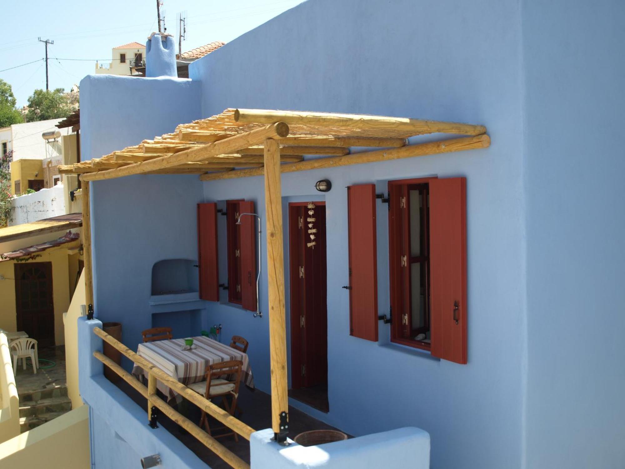 Atlantis Houses Chalki Town ภายนอก รูปภาพ